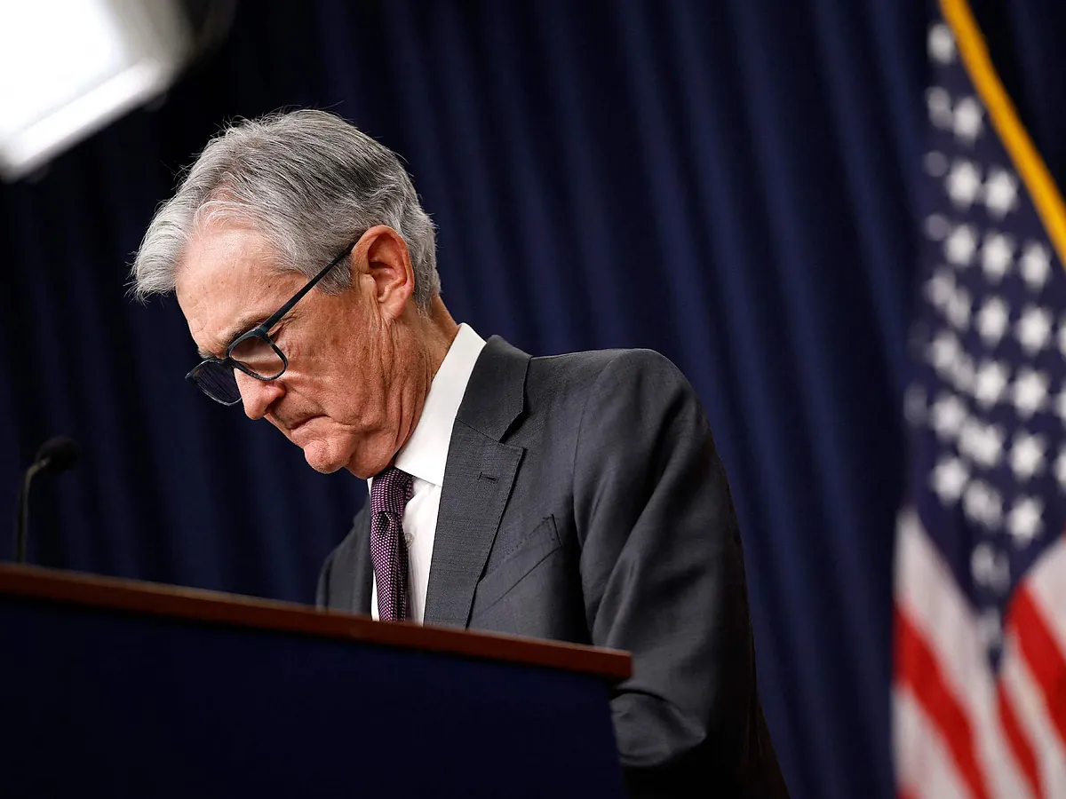 Los rumores sobre el despido del presidente de la Reserva Federal sacuden de nuevo el dólar