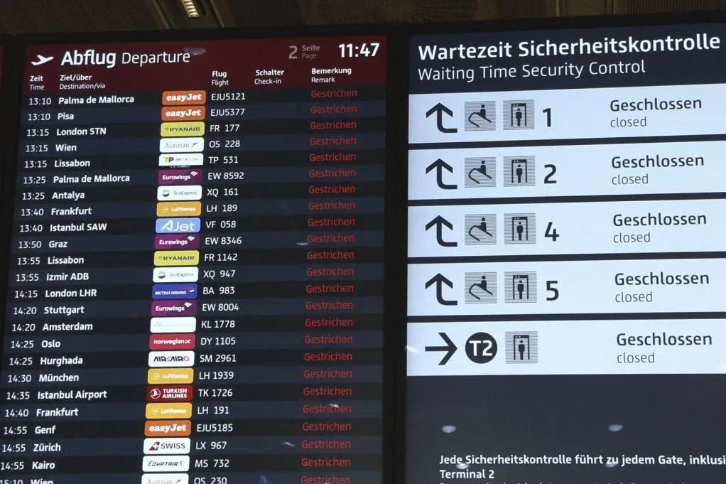 On bir Alman havaalanında grev için İspanya ve Almanya arasında Cancelados 141 uçuş