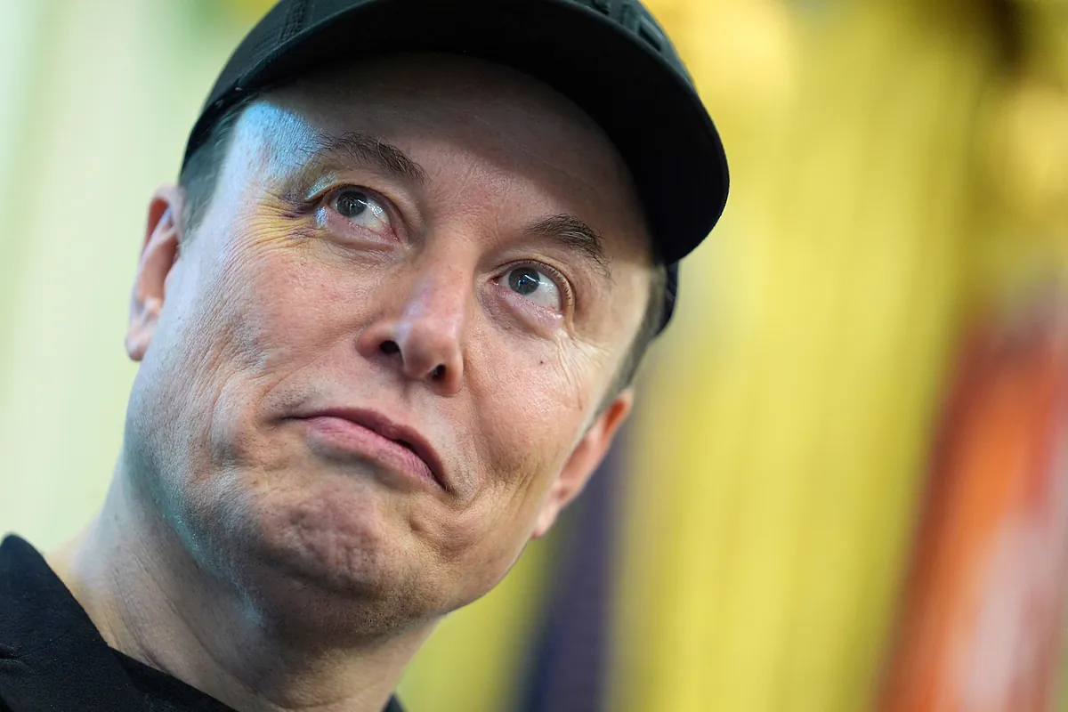 Tesla Shareholders Approve $1 Trillion Pay Package for Elon Musk