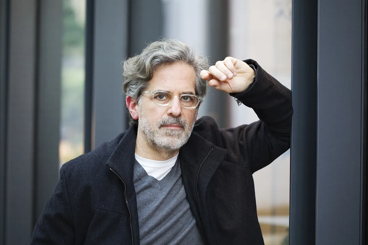 Jonathan Lethem: "No creo que la IA suponga una amenaza a la creación literaria. Exageramos"