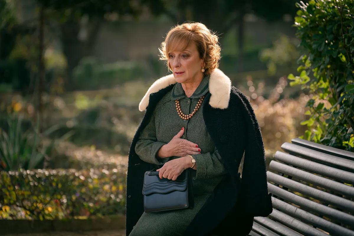 Avance de 'Sueños de libertad', capítulo de hoy, jueves 12 de junio: Irene  empieza a sospechar y Damián organiza una cena | Series