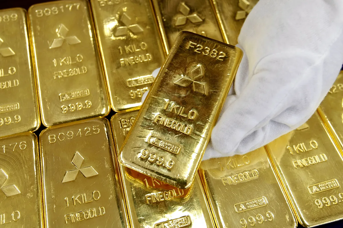 El oro supera por primera vez en su historia los 4.000 dólares por onza