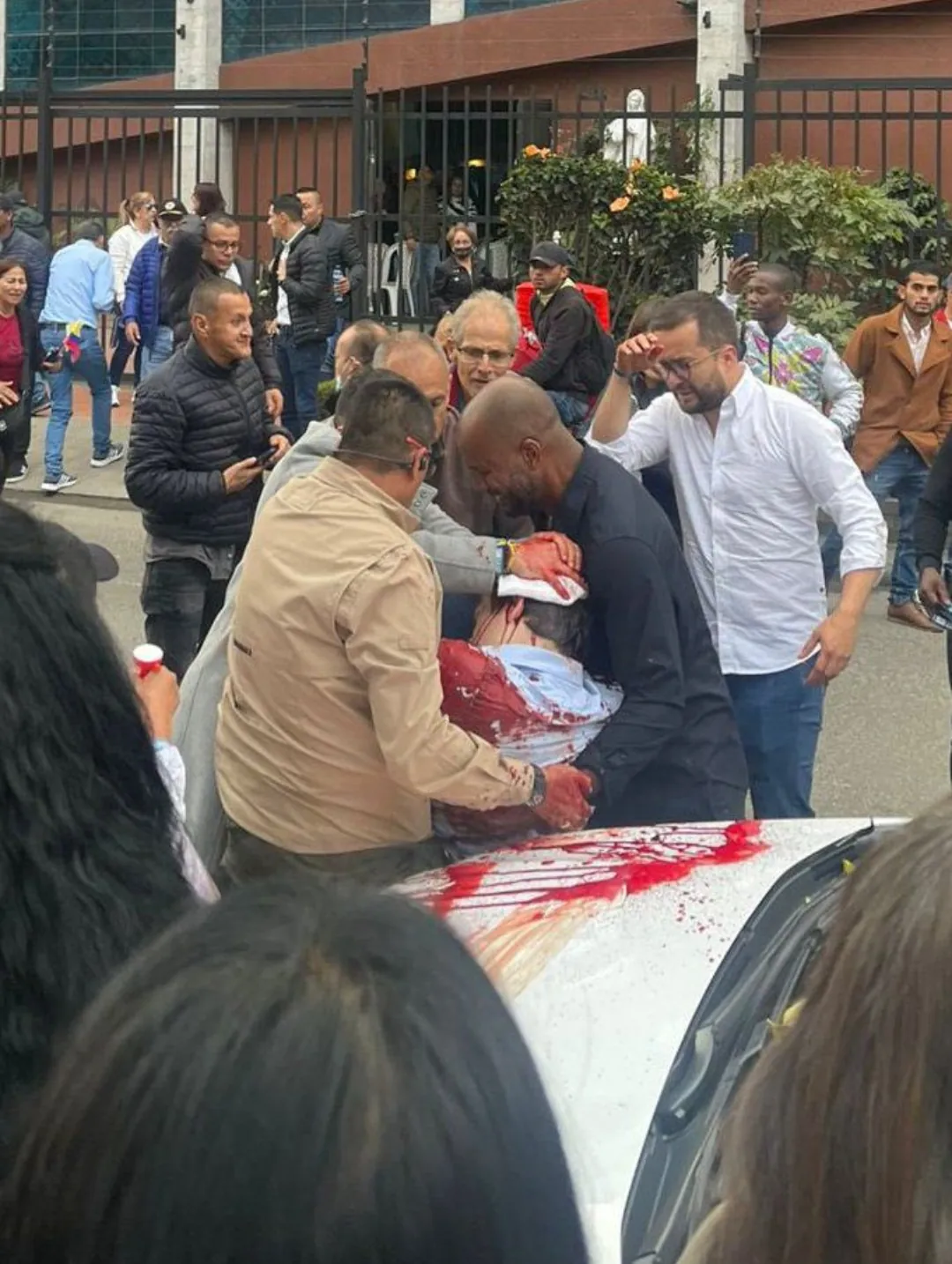 Los truculentos detalles del intento de asesinato del senador...