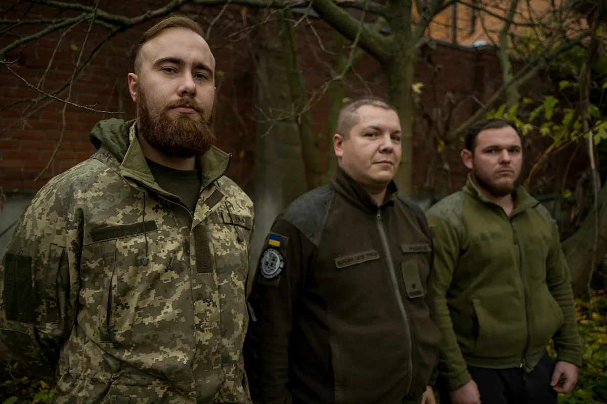 El peor trabajo de la guerra de Ucrania: "El problema no es comunicar que alguien ha muerto, sino que alguien ha desaparecido"