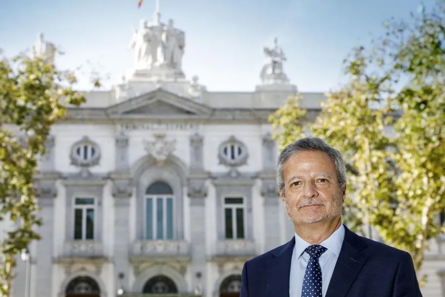 Ábalos ficha como abogado al ex fiscal de la Audiencia Nacional Carlos Bautista