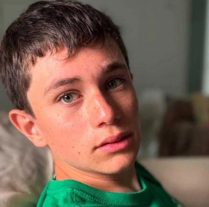 El mensaje de Regino, un adolescente autista, frente al estigma: "Solo podemos vivir en plenitud con su comprensión, su ayuda y su amabilidad"