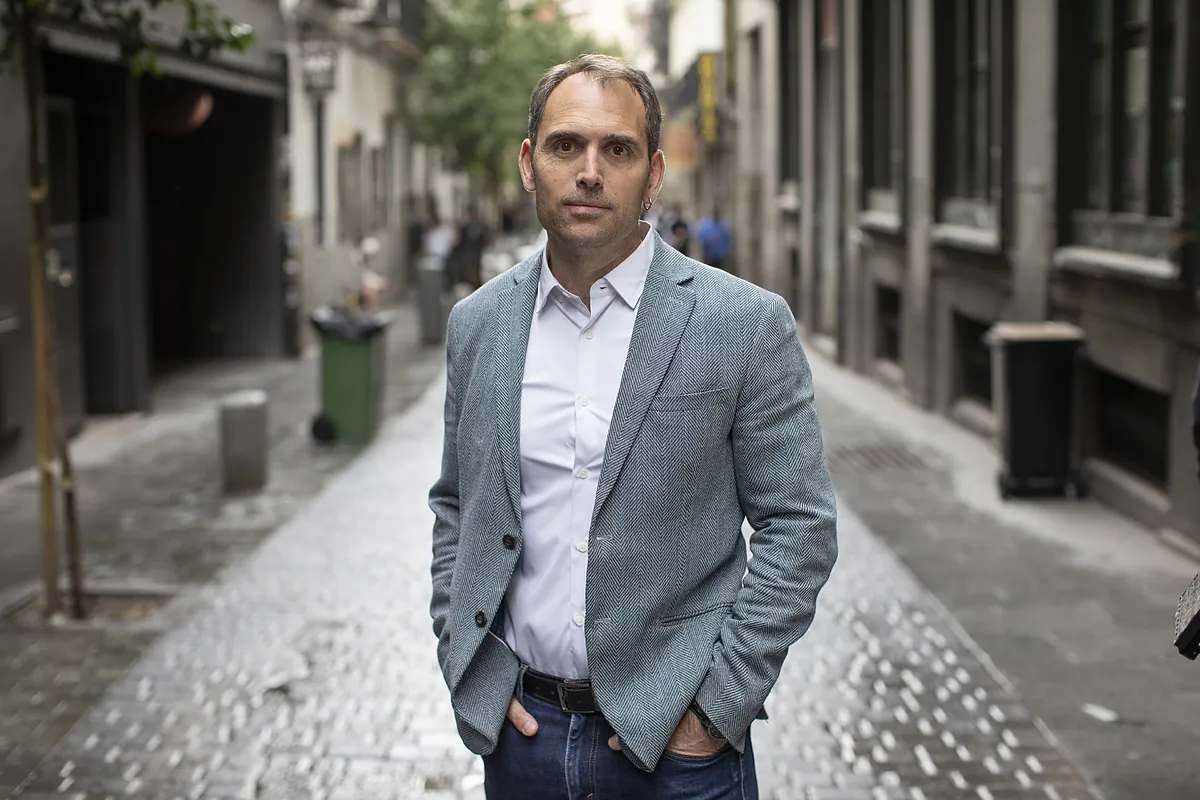 Toni Valero, coordinador de IU en Andalucía:  Es incoherente hacernos elegir entre Podemos y Sumar 