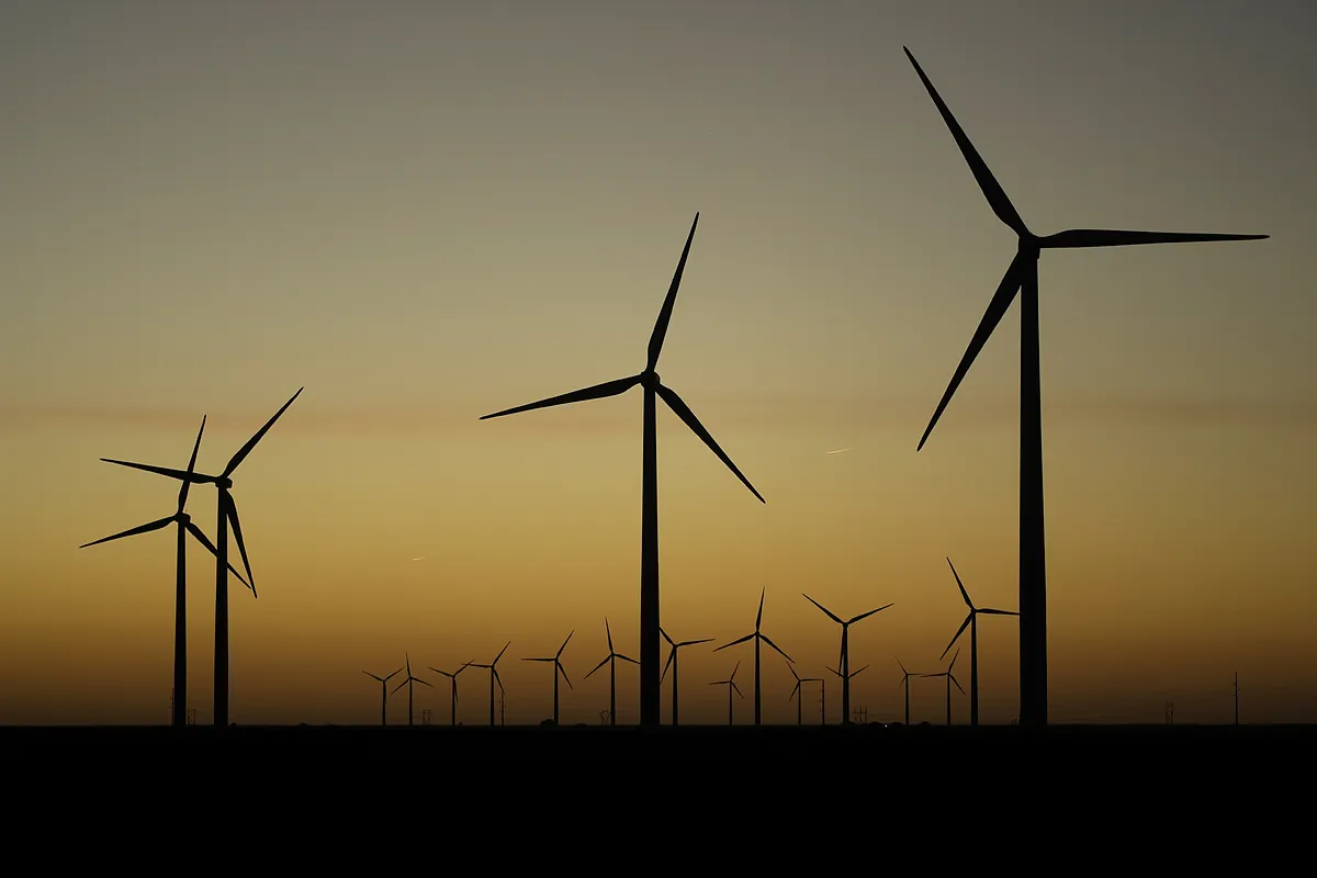 China copa el 60% del despliegue global de las energ?as renovables...