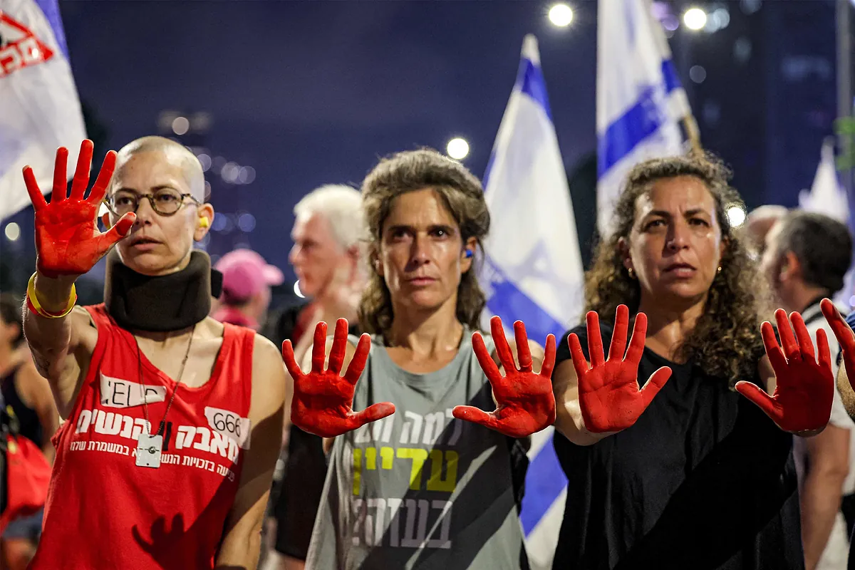 Indignación en Israel contra Hamas y clamor para alcanzar un acuerdo tras las imágenes de rehenes demacrados