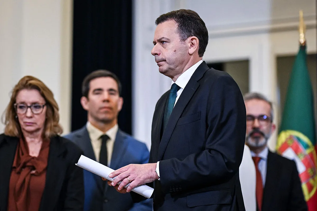 Sosyalistler ve Ultra -Portugus hükümetinin güvenilir bir Mocin sunup sunmadığına karşı oy kullanma