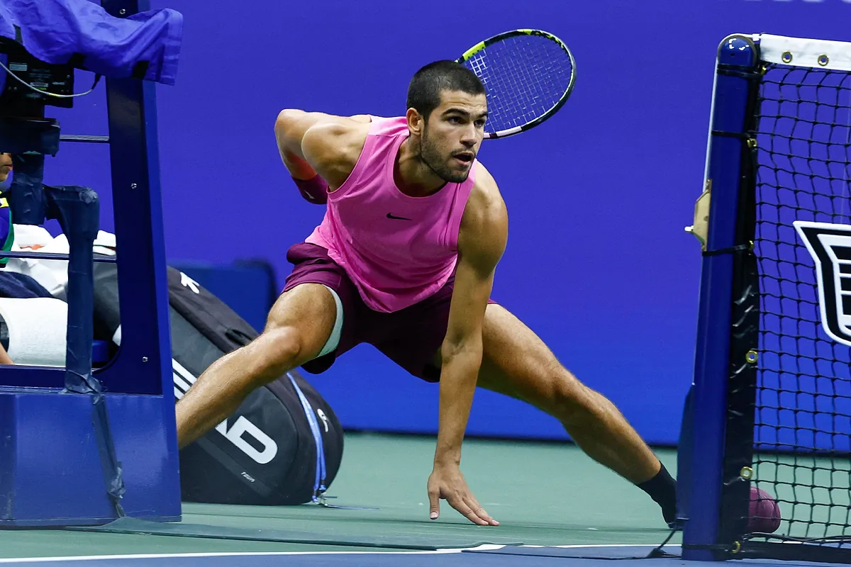 Alcaraz juega contra Nadal, Djokovic y Federer... si él quiere