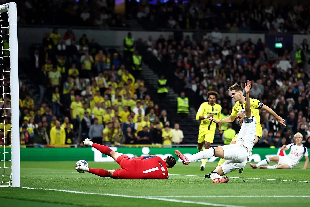 Luiz Júnior estropea el regreso del Villarreal a la Champions