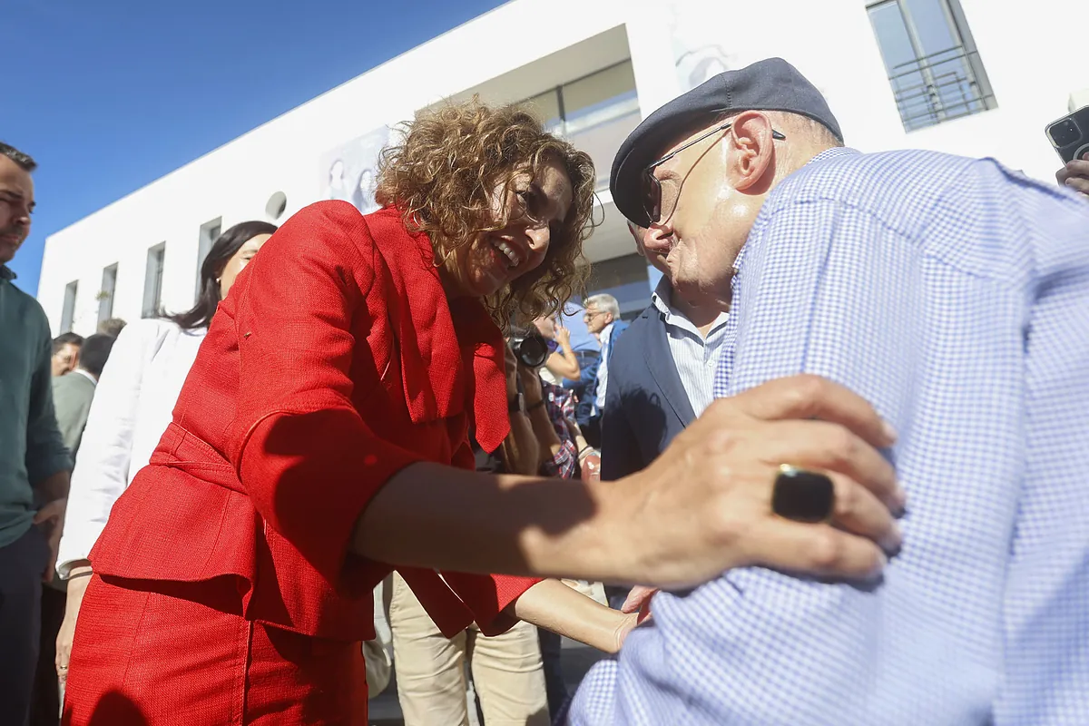 Montero pone al PSOE andaluz en "modo electoral" y pide un acto de fe en la remontada: "El que no se lo crea que se aparte"