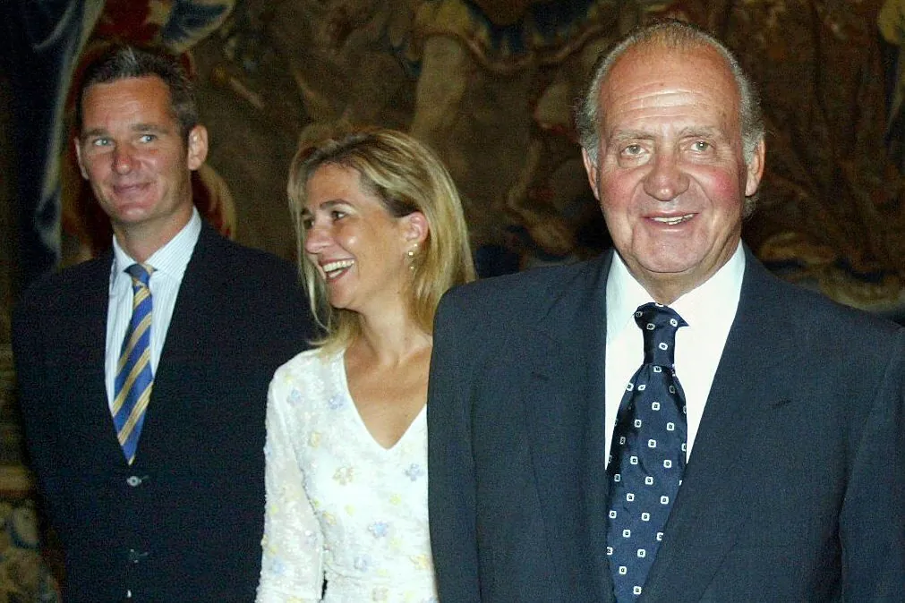 El juez Castro desvela en un libro sus conversaciones secretas con el  fiscal Horrach: "La Infanta y Juan Carlos son los artífices; el pobre Iñaki  es un 'pringao'" | España