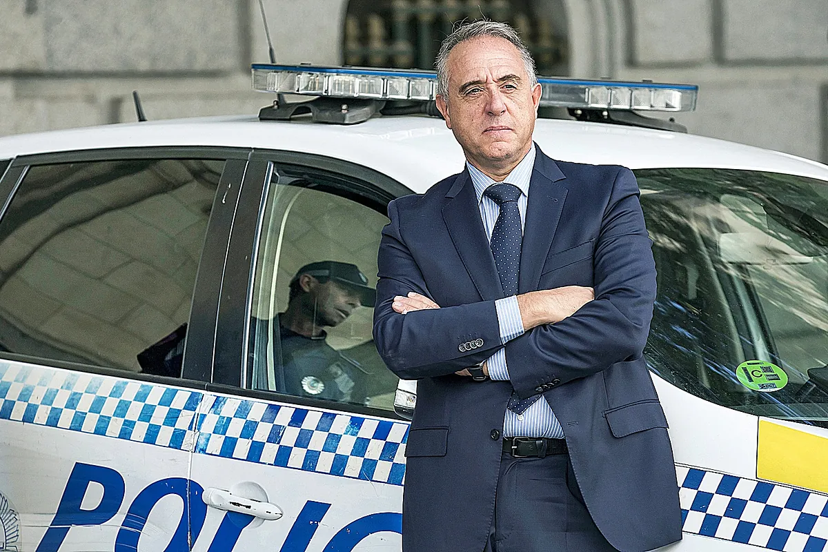 El director de la Policía Municipal de Madrid ocultó a los mandos y al Ayuntamiento el atropello a una niña y luego dijo que la menor se había caído delante del coche
