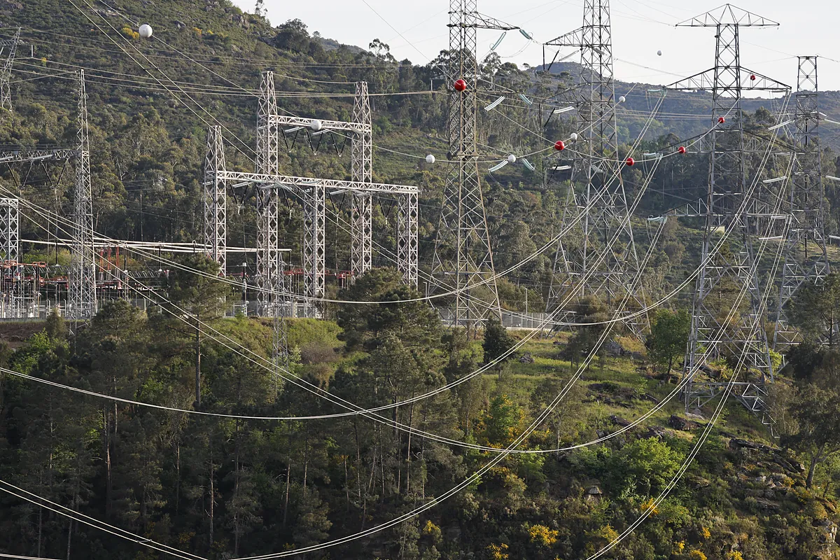 Portugal "vuelve a la normalidad" y todos los usuarios tienen luz, asegura el Gobierno