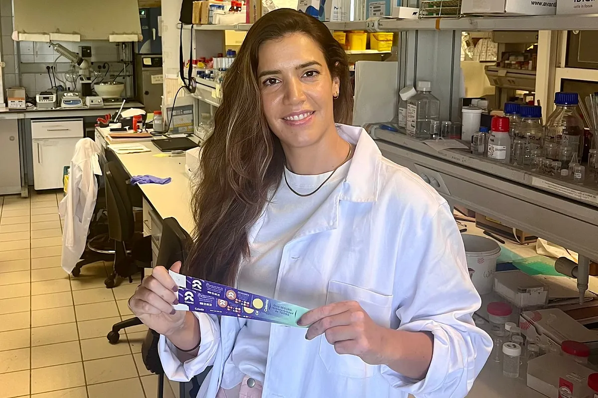 Las pulseras que protegen en las fiestas populares de Madrid frente a que alguien haya echado droga en la bebida: detectan GHB, burundanga y MDMA