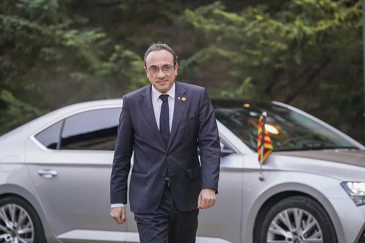 La Fiscalía avala una demanda para que el Parlament exija menos nivel de catalán a los chóferes