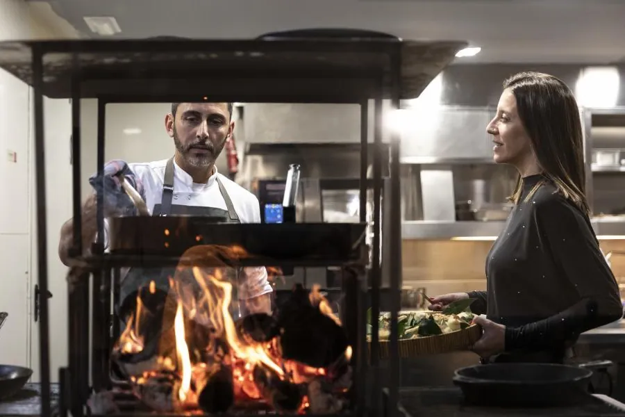 Gurisa, una (gran) experiencia gastronómica en torno al fuego que no se parece a nada