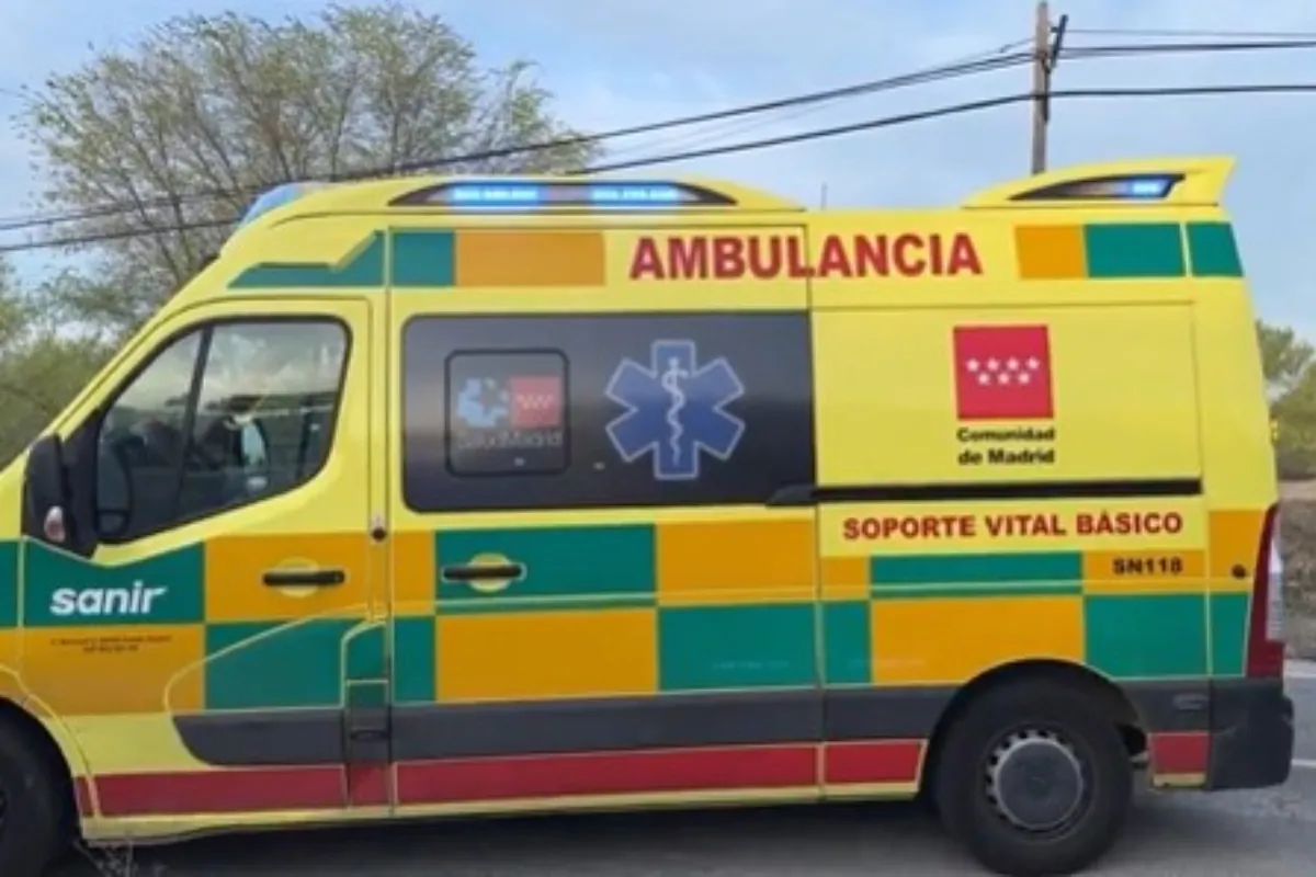 Un muerto y tres heridos graves en un choque de un coche, una furgoneta y un camión en Arganda