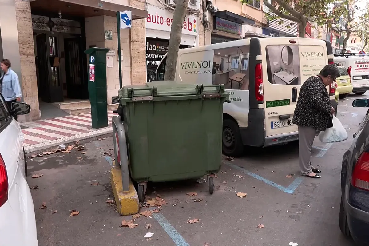 Hallan un hombre muerto en un contenedor y se piensan que es el ex marido de la alcaldesa Almassora