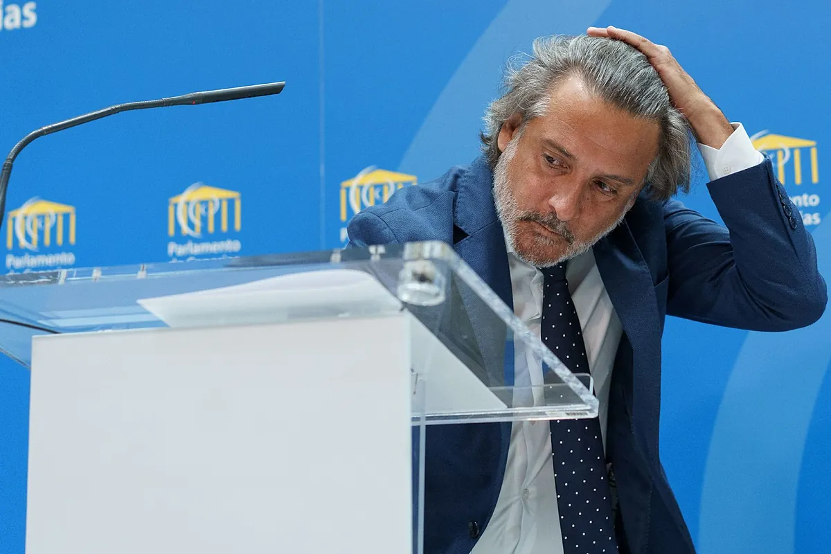 El líder del PSOE vinculado a la trama narco dice que no ha estado involucrado en "asuntos turbios"