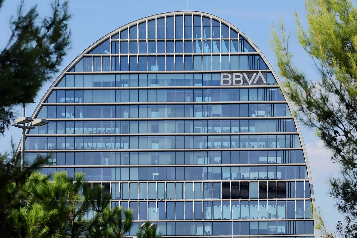 CNMV, BBVA'nın OPA'daki Sabadell'deki teklifinin iyileştirilmesini onaylıyor