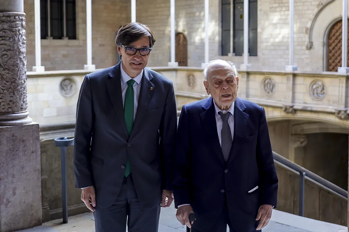Quien roba a un patriota tiene cien años de perdón