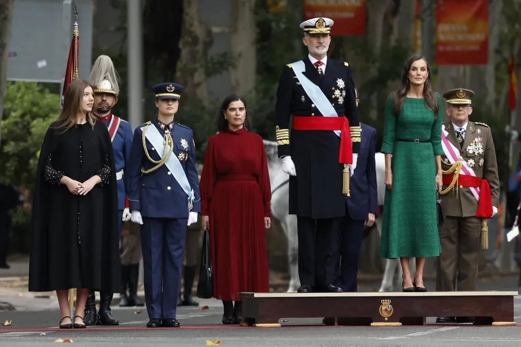 El Rey como único pegamento de un 12-O en el que los extremos se vuelven a tocar en su nulo respeto por la institucionalidad