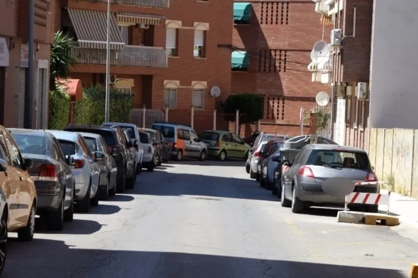 Linares'teki bir arabadaki unutulmuş çocuğun koruyucu ebeveynleri, hayatlarını savunmasız küçükleri barındırmaya adamıştı