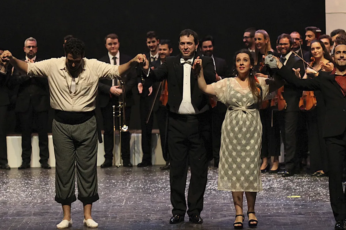 Aileyi arayın | İspanyol