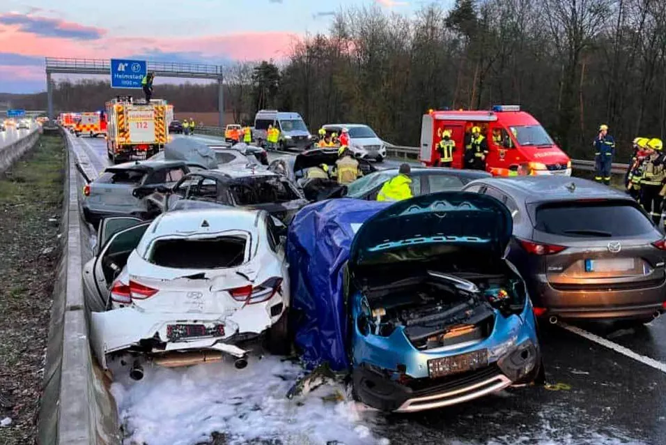 España baja al décimo puesto entre los países de la UE con menos muertes en carretera