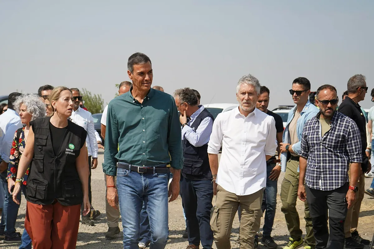 Pedro Sánchez insiste en un gran pacto sobre  la emergencia climática  y promete ayudas sin concretar a los afectados por los incendios