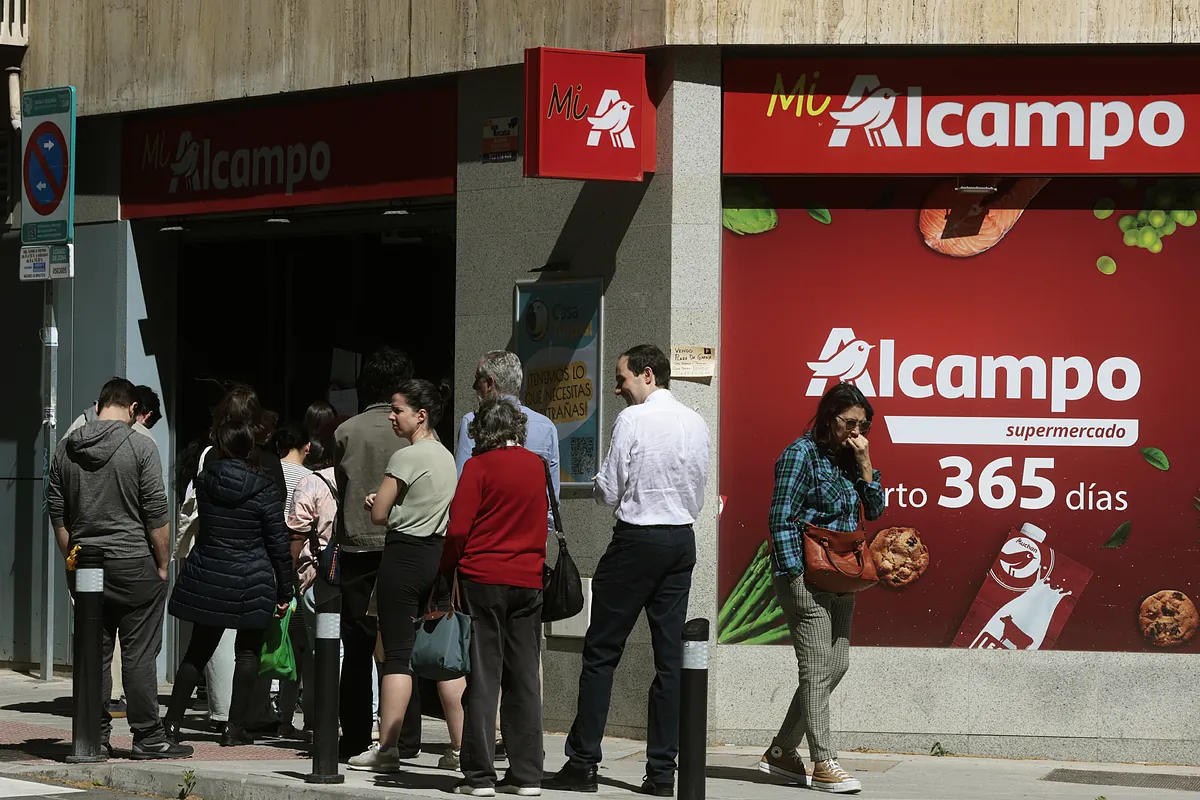 Alcampo cerrará 25 supermercados en España y despedirá a 710 empleados, el 3% de la plantilla