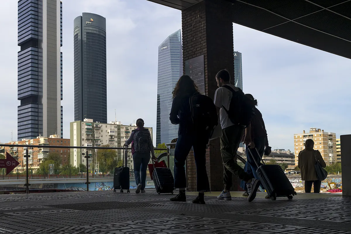 El turismo suspende en respaldo social: la masificación y la crisis de la vivienda lastran la imagen del motor de la economía española