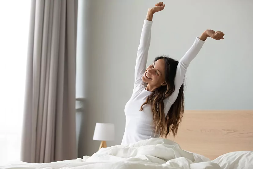 Qué deberías cambiar en tu rutina diaria para dormir bien según los  especialistas de tres de los templos del bienestar españoles más laureados  | Bienestar