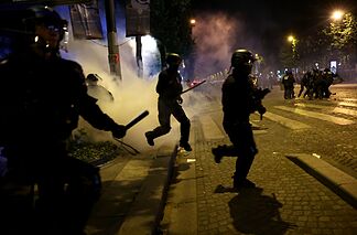 Dos muertos y más de 550 detenidos en Francia por incidentes antes y después de la final de Champions