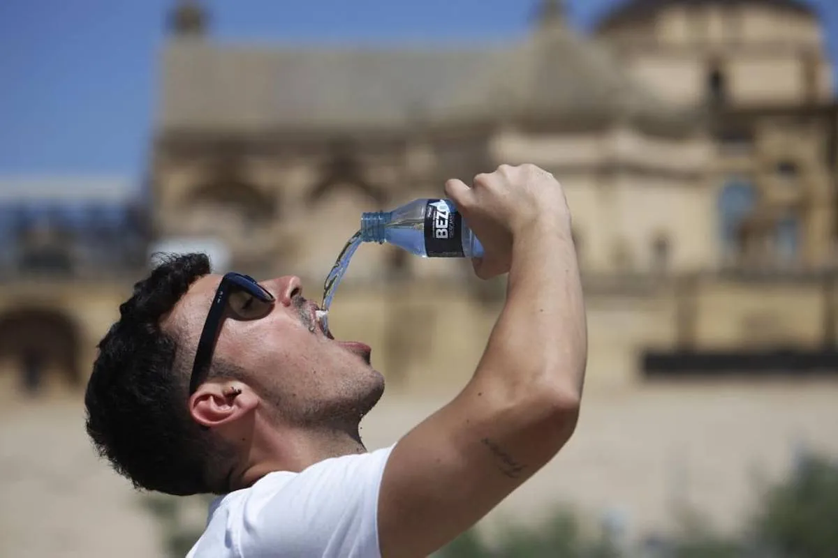 Asturias se salva de la alerta por la ola de calor, que afecta a 16 comunidades autónomas