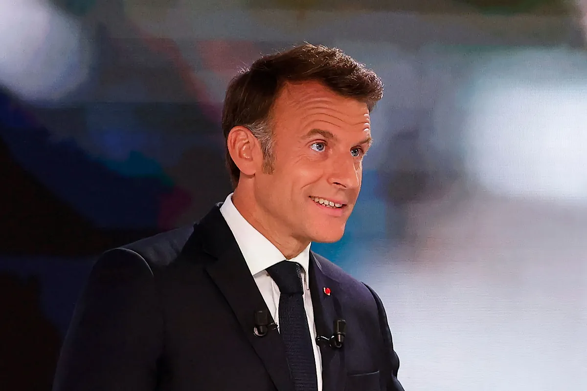 Macron asegura estar listo para un debate sobre el despliegue de aviones con armas nucleares en otros países europeos
