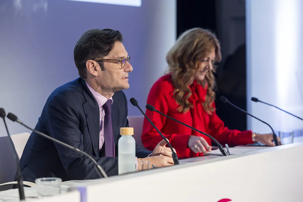 Oughourlian refuerza a Pilar Gil como número dos de Prisa y la sitúa como CEO de &#39;El País&#39; y Cadena Ser