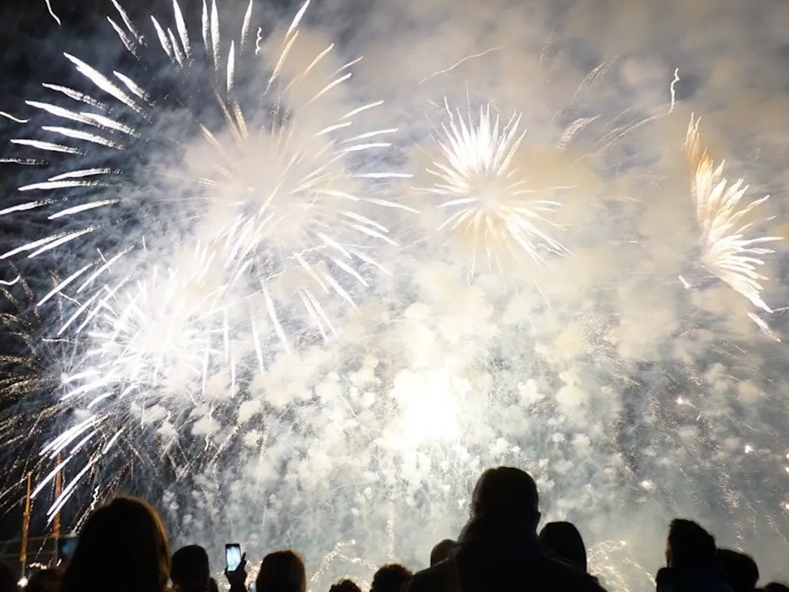 Castillo de fuegos artificiales en Valencia hoy miércoles por el 9 de octubre: horario y ubicación