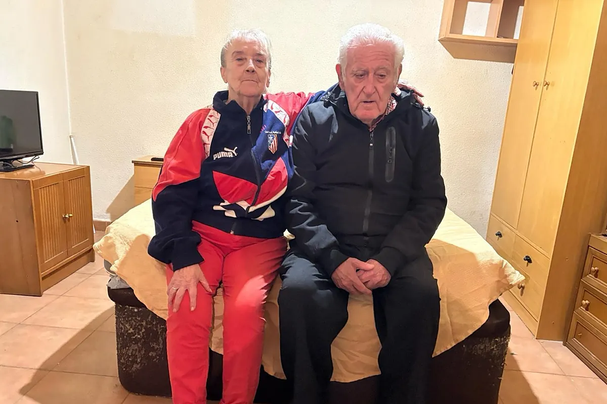 El drama de Milagros y José: una pareja de ancianos desahuciados por no pagar el agua tras ocho años de alquiler