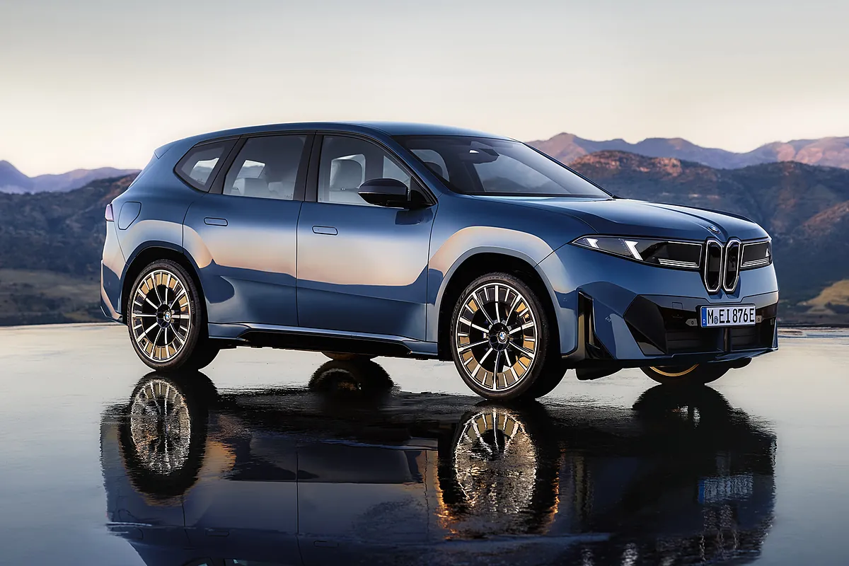 Nos subimos al BMW iX3: el primer paso de una nueva era