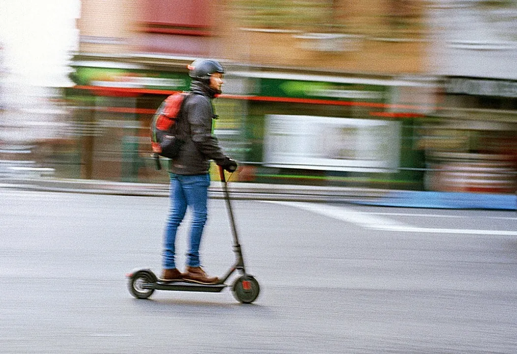 La Fiscalía pone el foco en los patinetes 'manipulados' y en los conductores sin carné