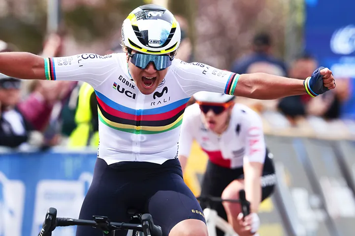 España se baña en oro en el Europeo de ciclismo: doblete histórico de Paula Ostiz en júnior y triunfo de Blasi en sub 23