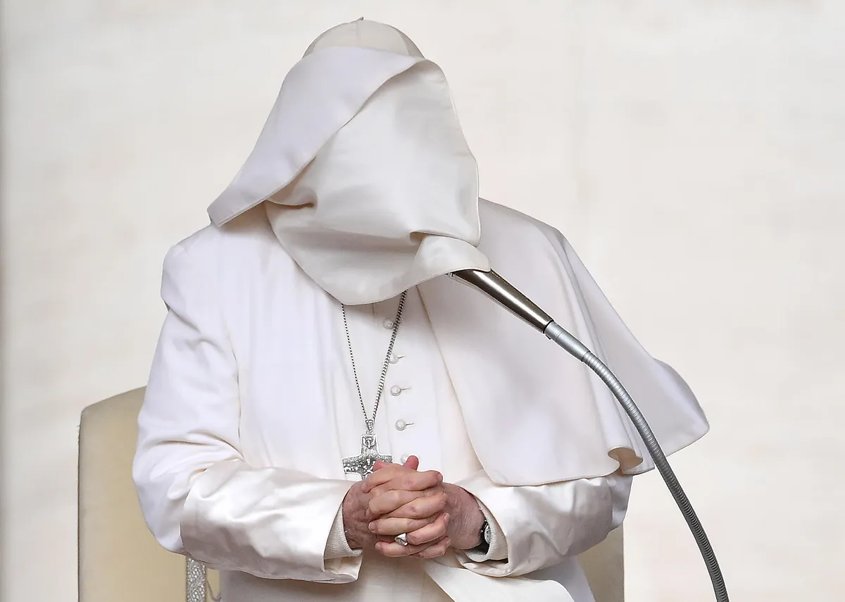 Demasiado mariconeo con el Papa