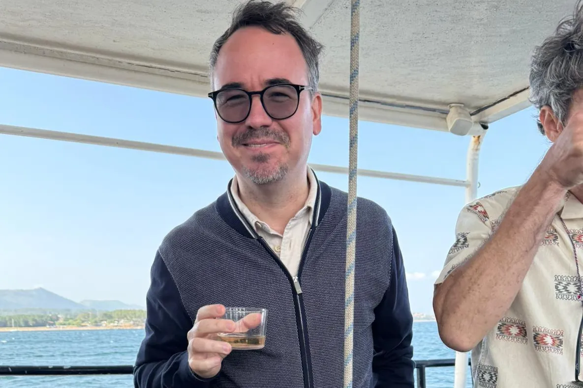 El verano de Paco Morales de Noor: 'Fiesta' de Hemingway, tinto de verano, Toscana y comida en O'Pazo en Padrón