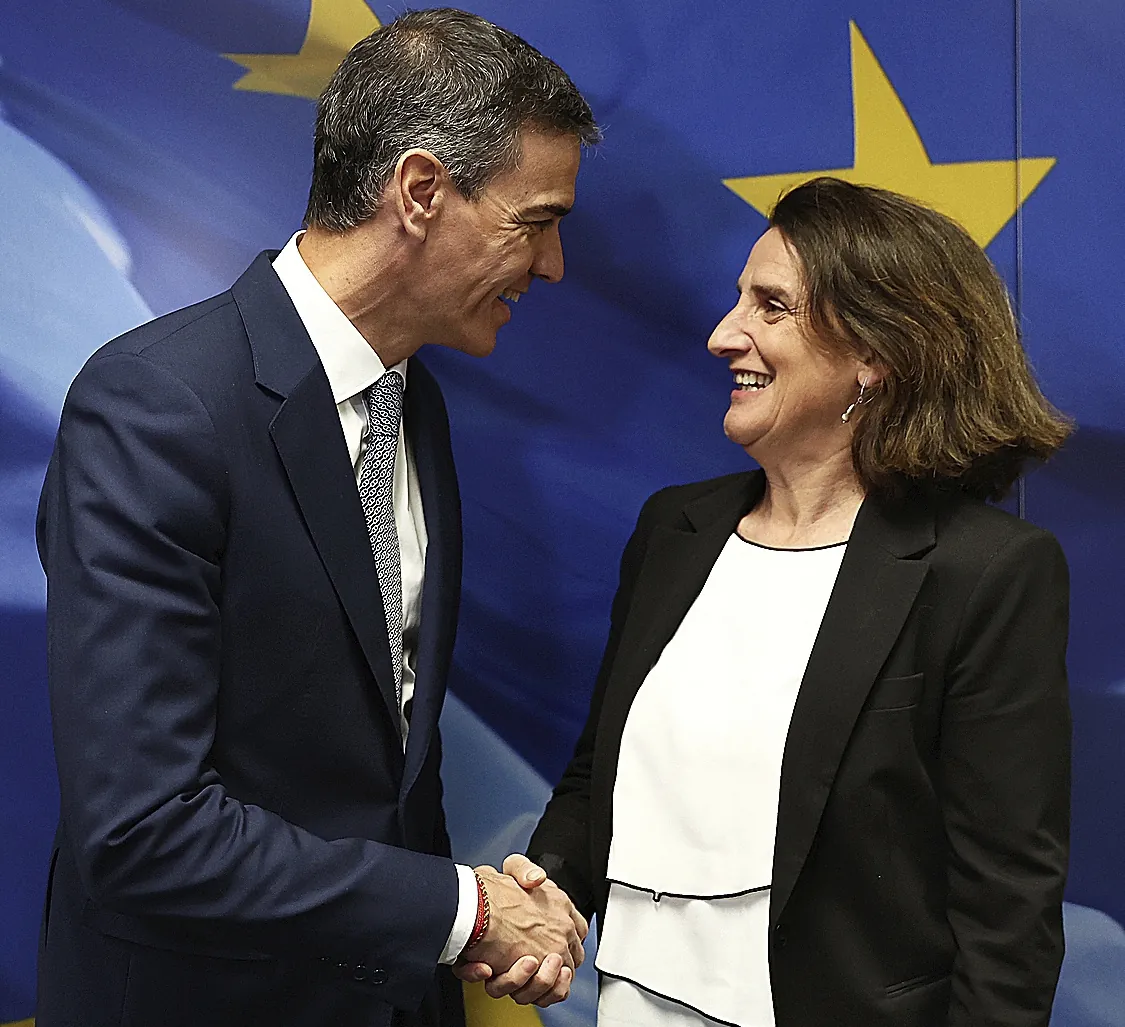 La "discrecionalidad" del Gobierno en la OPA que es inaceptable en Bruselas: "Las normas hay que respetarlas"