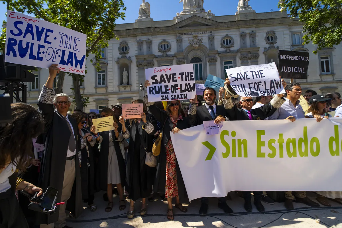 La Justicia grita 'independencia'
