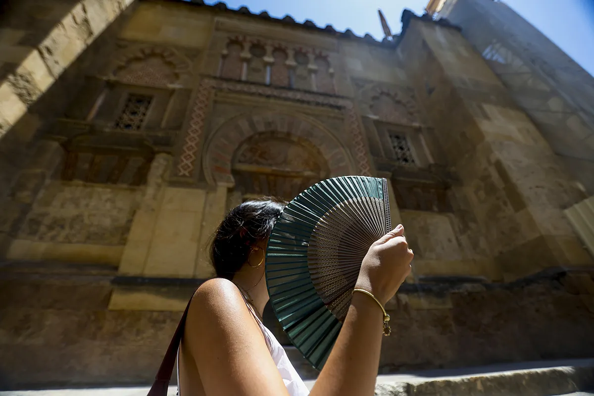 Ola de calor: la Aemet emite un aviso especial este domingo con máximas superiores a 42 grados en nordeste y sur peninsular